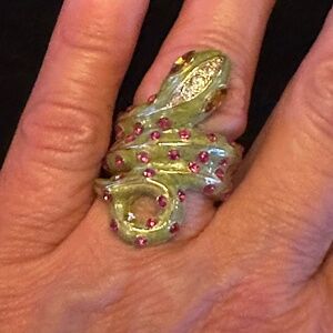 Women's Betsey Johnson Green Enamel Snake ring, size 7